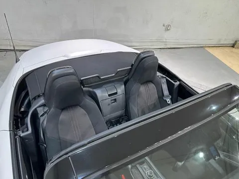 Mazda MX-5 (Roadster)