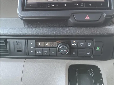 Honda N-BOX Joy