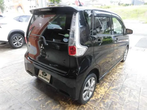 Mitsubishi eK Custom