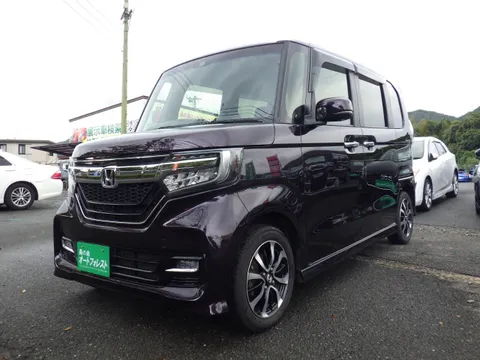 Honda N-BOX Custom