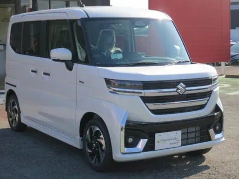 Suzuki Spacia Custom