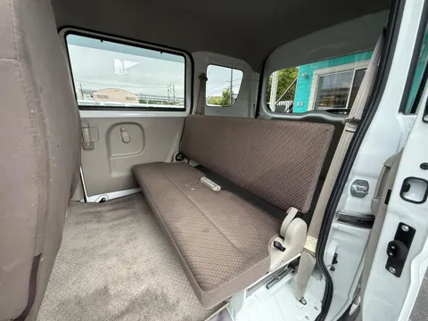 Mitsubishi Minicab Van