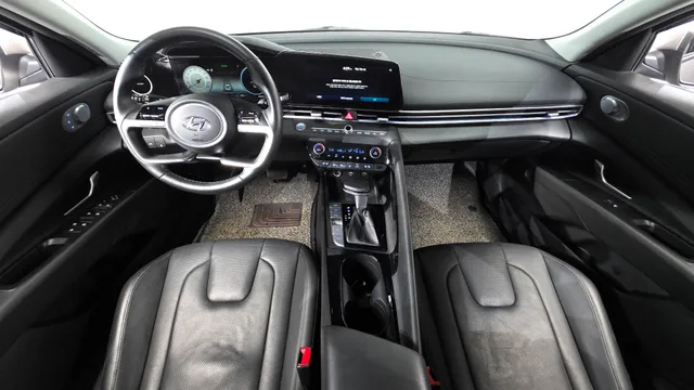 Hyundai Elantra (Avante)