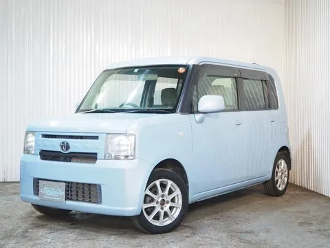 Toyota Pixis Space