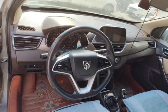 Baojun 310W