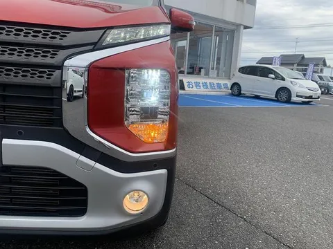 Mitsubishi eK X