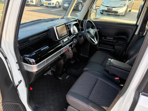 Suzuki Spacia Custom
