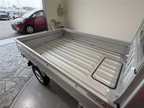 Suzuki Carry Track