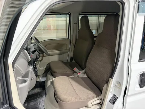 Mitsubishi Minicab Van