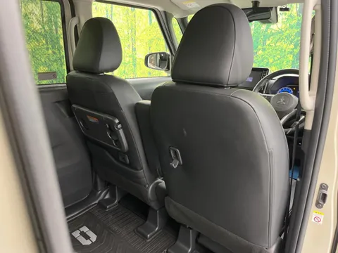 Mitsubishi Delica Mini