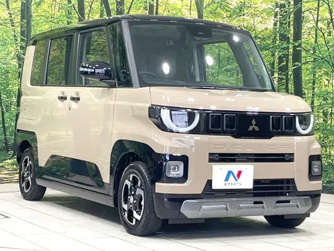 Mitsubishi Delica Mini