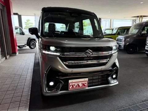 Suzuki Spacia Custom