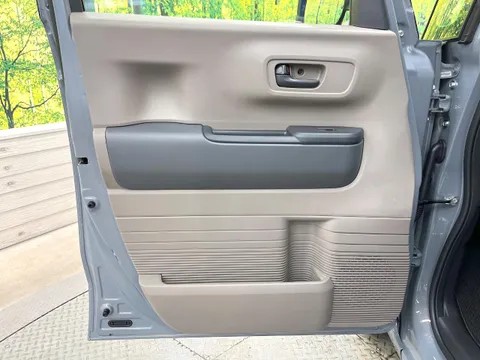 Honda N-BOX Joy