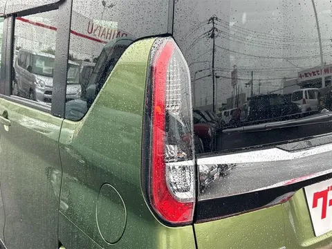 Mitsubishi eK X Space