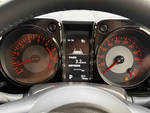 Suzuki Jimny Nomade