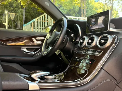 Mercedes-Benz Mercedes-Benz GLC