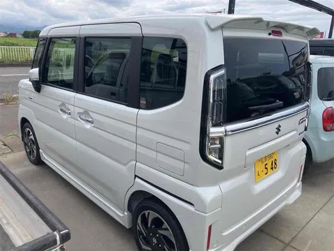 Suzuki Spacia Custom