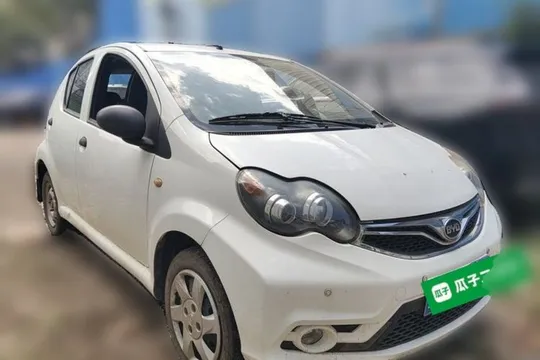 BYD F0