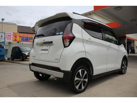 Mitsubishi eK X