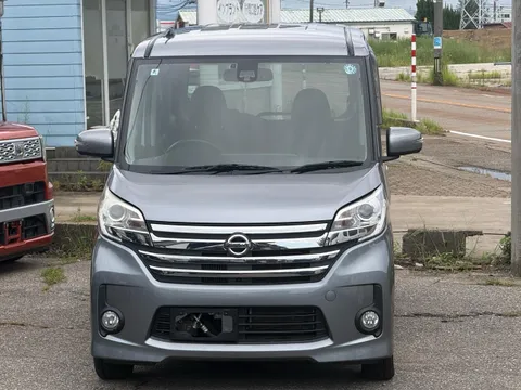 Nissan Dayz Roox