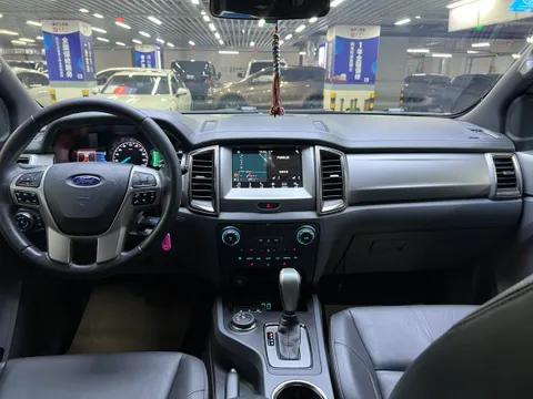 Ford Everest