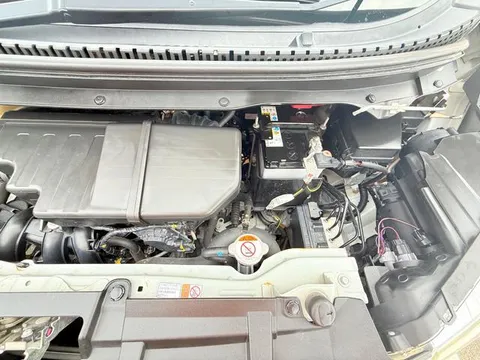 Mitsubishi eK Custom