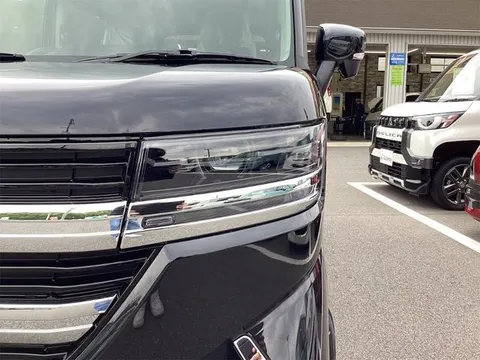 Suzuki Spacia Custom