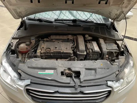 Peugeot 301