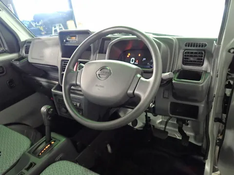 Nissan Clipper Truck