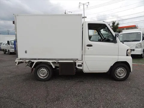 Nissan Clipper Truck