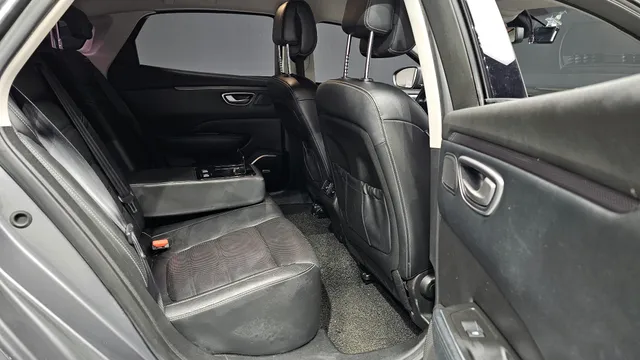 Renault Talisman (SM6)