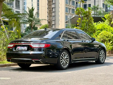 Lincoln Continental
