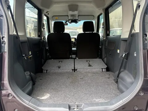 Suzuki Spacia Custom