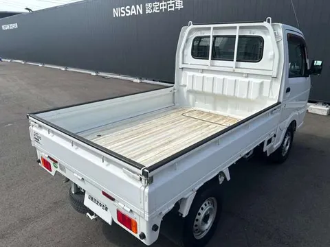 Nissan Clipper Truck