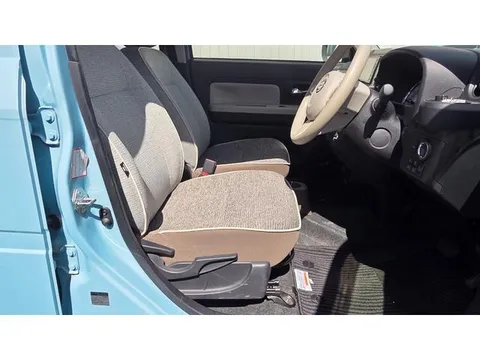 Daihatsu Mira Tocot
