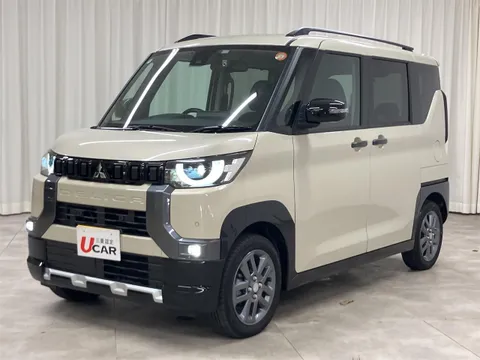Mitsubishi Delica Mini