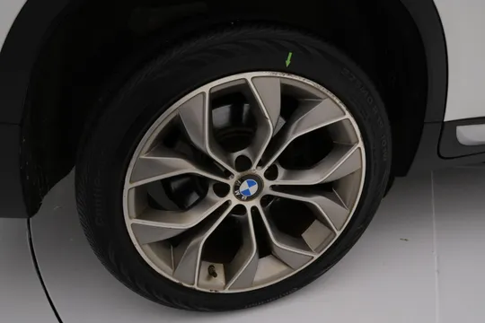 BMW BMW