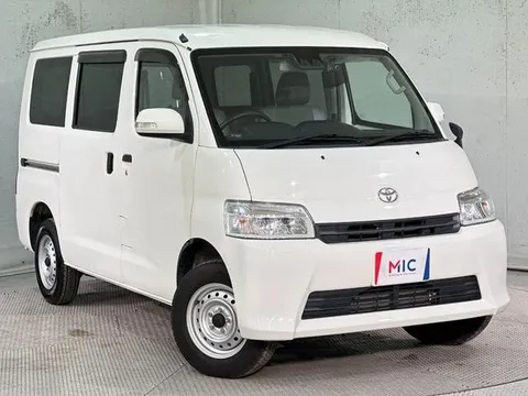 Toyota TownAce Van