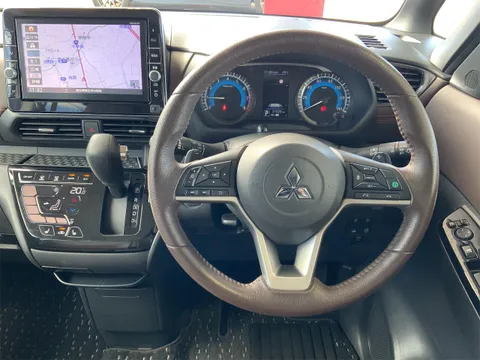 Mitsubishi eK X Space