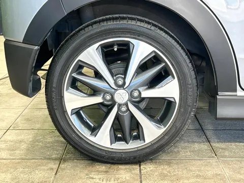 Mitsubishi eK X