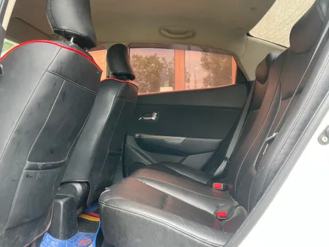Kia K2