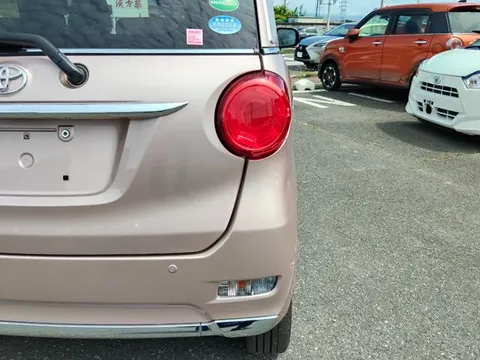 Toyota Pixis Joy