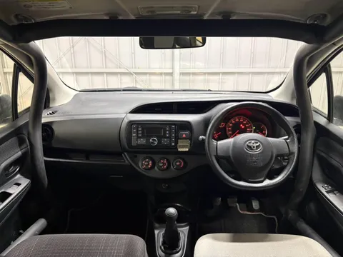 Toyota Yaris (Vitz)