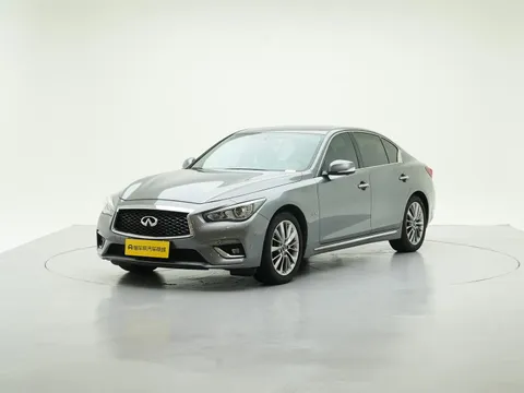 Infiniti Q50L