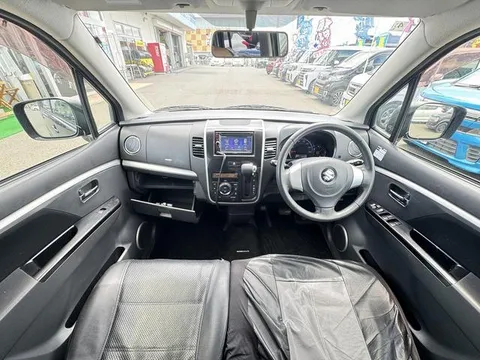Suzuki Wagon R Stingray