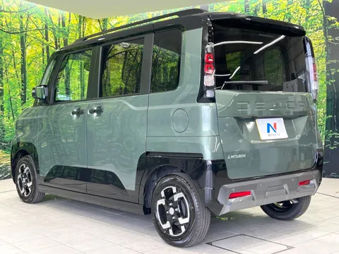 Mitsubishi Delica Mini