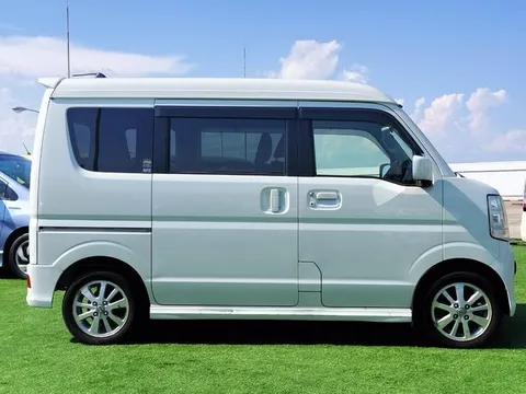 Nissan Clipper Rio