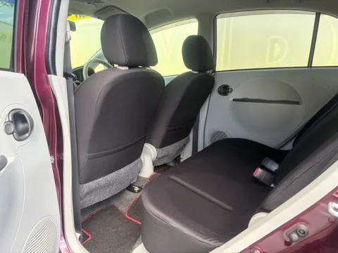 Mitsubishi I