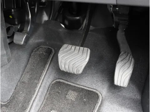 Mitsubishi eK X