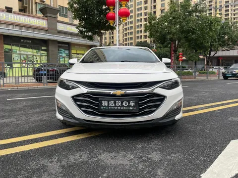 Chevrolet Malibu XL
